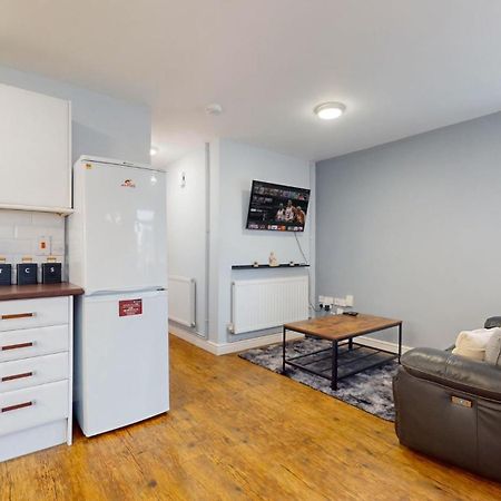 Cardiff City Centre With Free Parking Екстер'єр фото